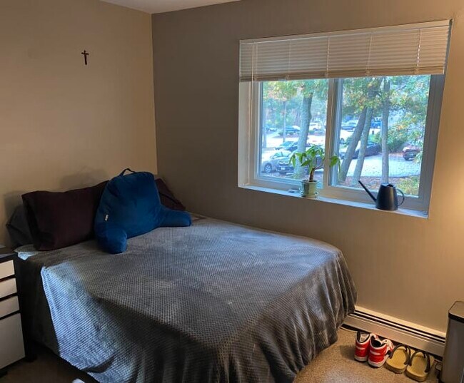 81 Little Herring Pond Rd 81 Little Herring Pond Rd Plymouth MA 02360