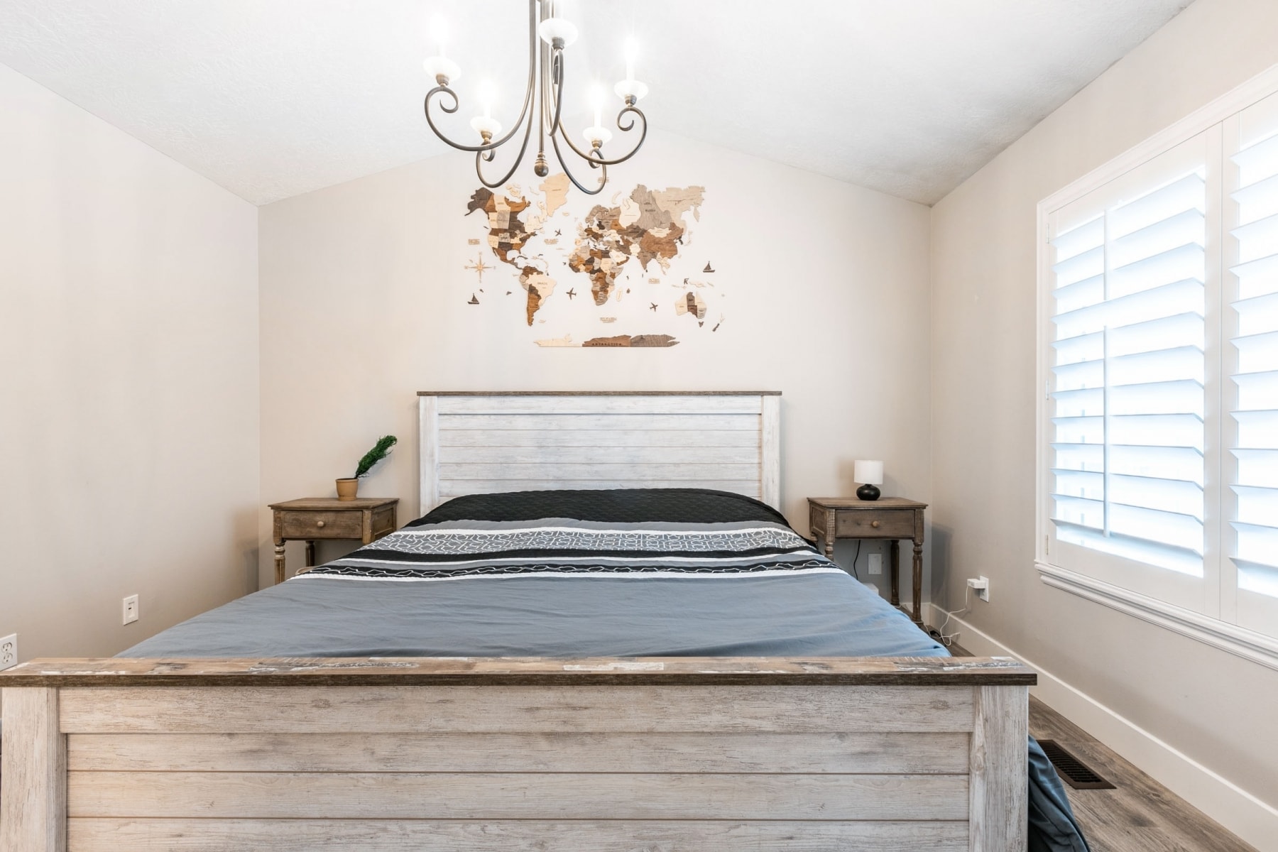 Building Photo - 6002 W Olympiad Ln