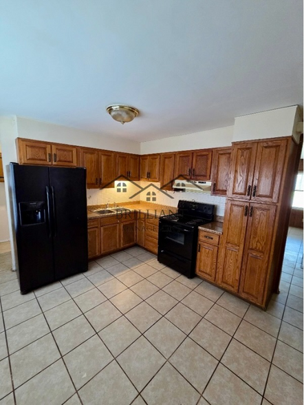 Primary Photo - 7914 E 34th Pl