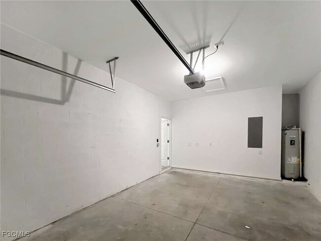 Building Photo - 1320 Trafalgar Pkwy