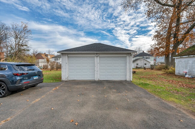 Building Photo - 108 Ardmore Rd