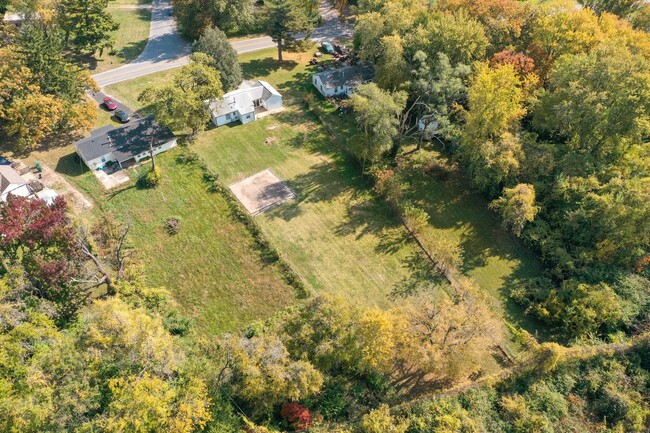 Building Photo - Beautiful Slab Home in Imperial with over ...