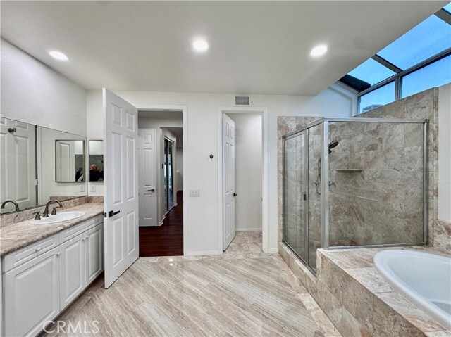 Building Photo - 19032 Avondale Ln