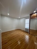 Building Photo - 1459 Arnow Ave
