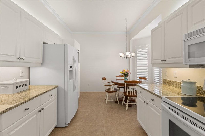 Building Photo - 1610 Monarch Dr