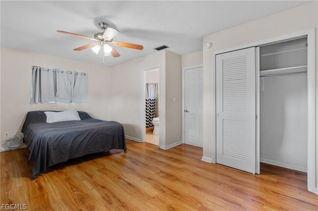 Building Photo - 312 Grovewood Ave S