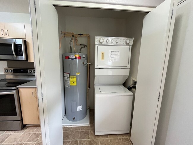 Building Photo - Havens of I'i Vistas (Mililani Mauka) - 3 bedroom, 2 bathroom, AC, 2 parking, upstairs corner unit