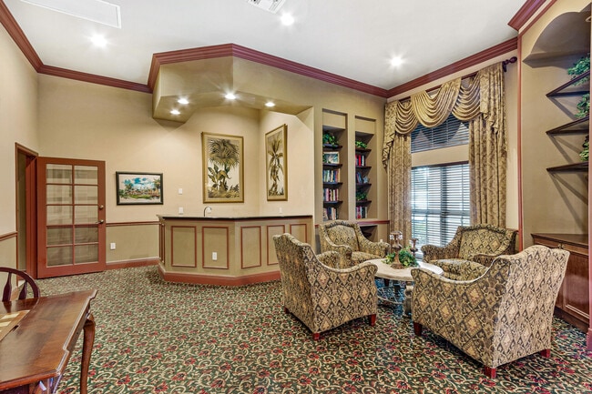 Building Photo - 600 Scotia Dr