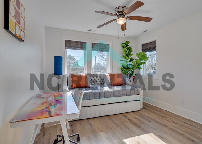 Building Photo - 1501 E Jones St