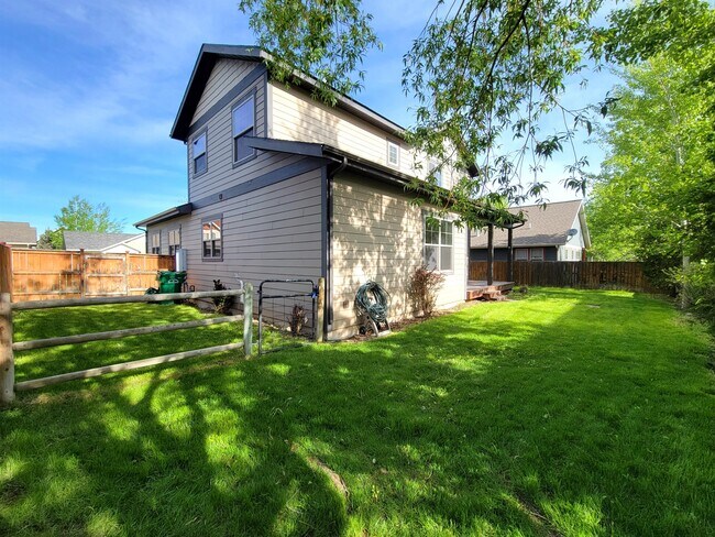 Building Photo - 1624 Gale Ct