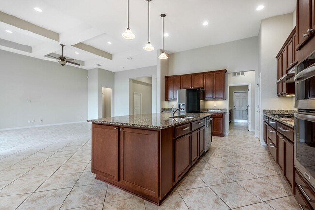 Building Photo - 3425 Siena Cir
