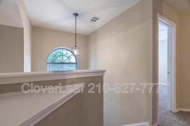 Building Photo - 7121 Lynn Lake Dr