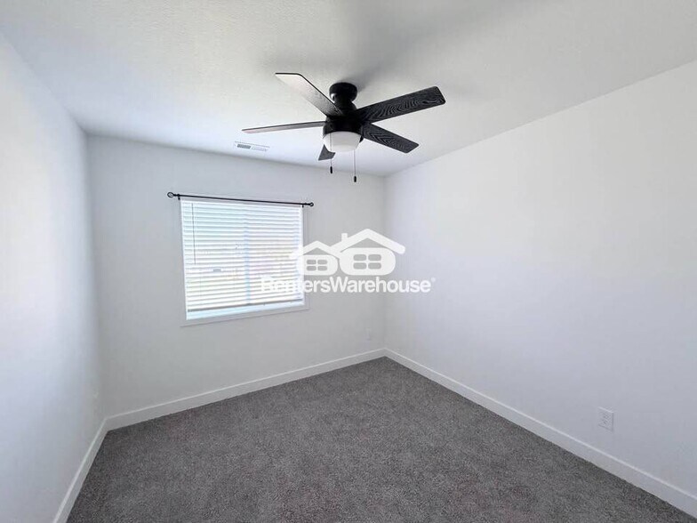 Building Photo - 2103 Willis Ave