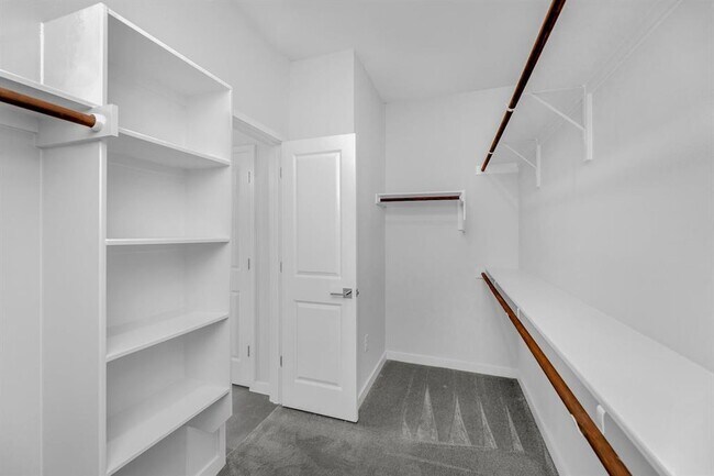 Building Photo - 15101 Casbah Dr