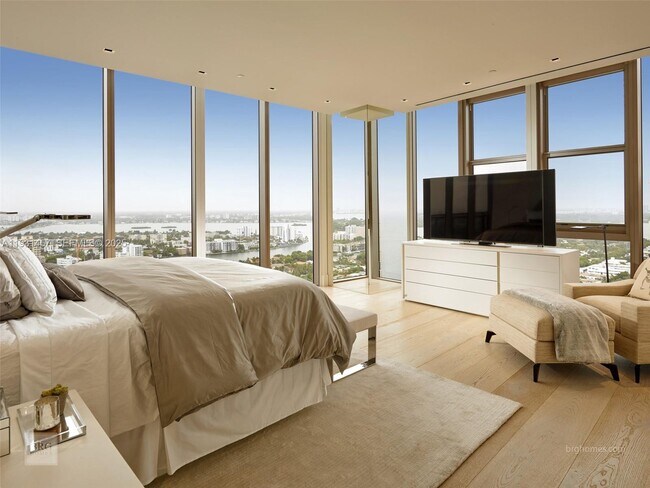 Building Photo - 9701 Collins Ave