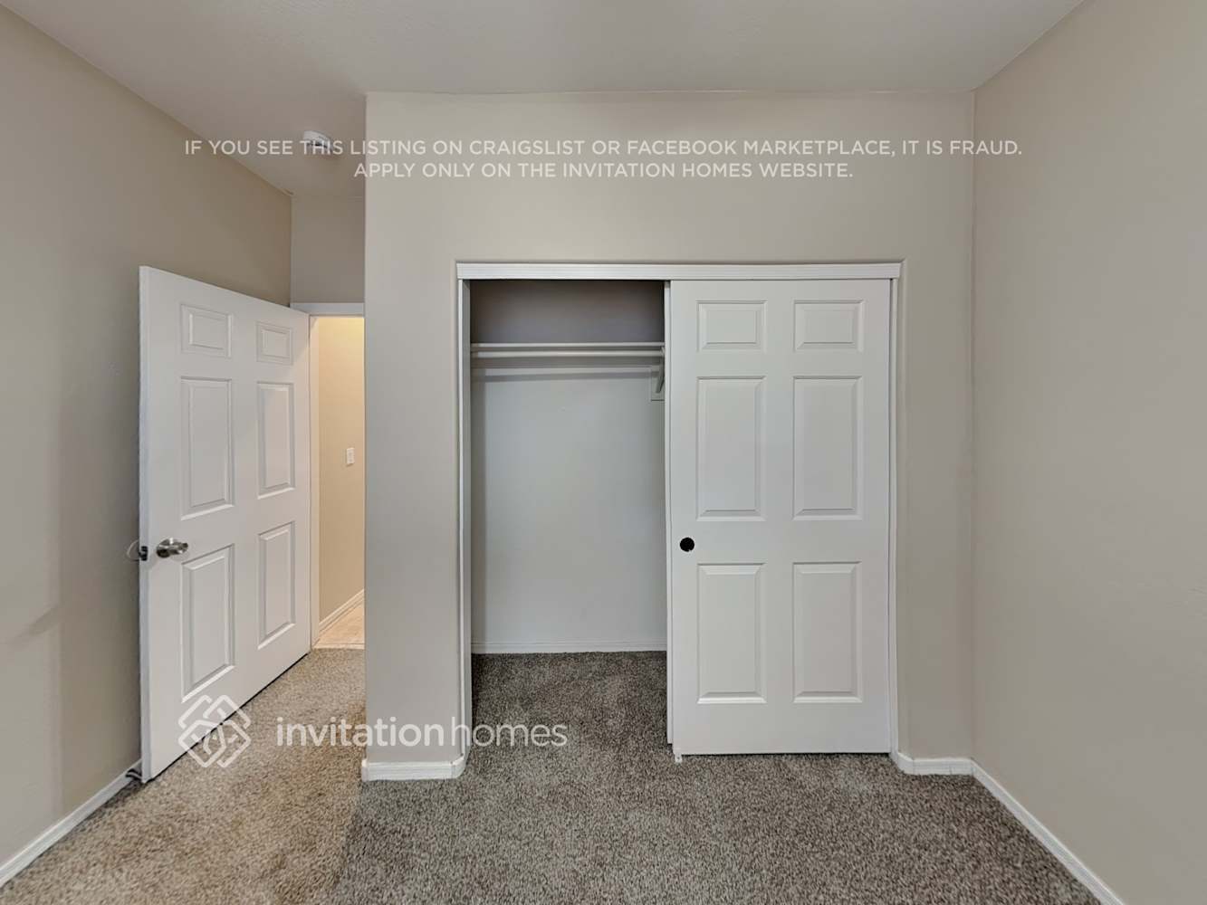 Building Photo - 14170 W Riviera Dr