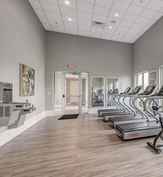 Building Photo - 357 Boracay Cir