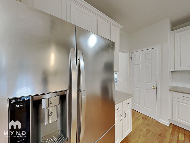 Building Photo - 3423 Arbor Creek Point