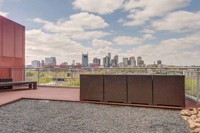 Building Photo - 2115 Yeaman Pl