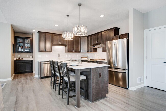 Building Photo - 7181 Fenwick St NW