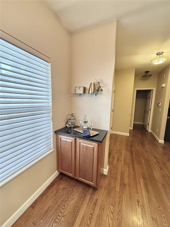 Building Photo - 709 Michael St