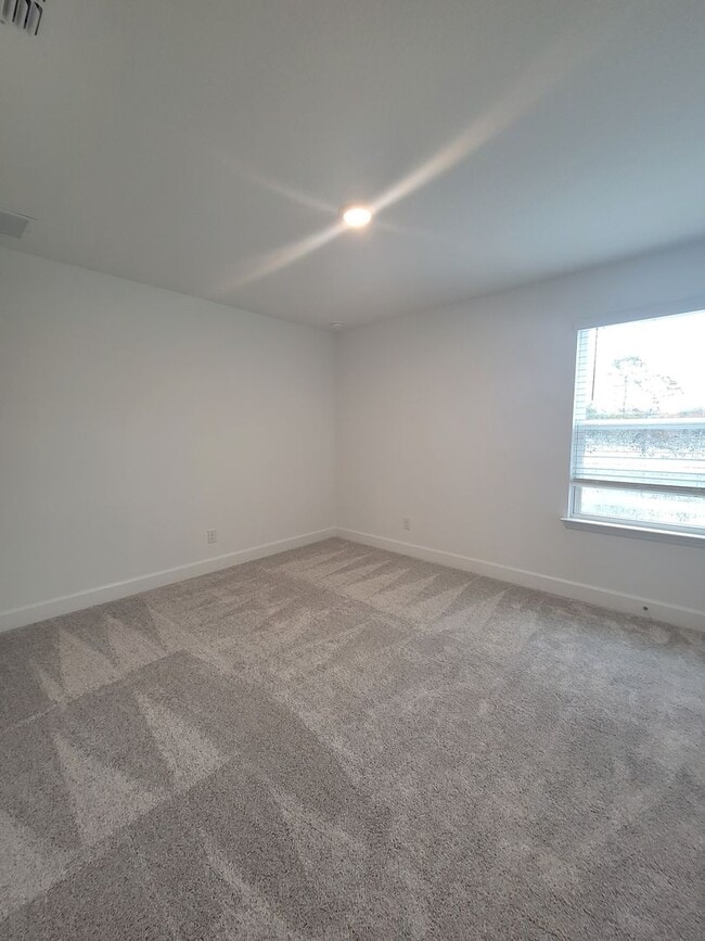 Building Photo - 5 Bedroom Brand New House with Innovative Technology near Winter Park