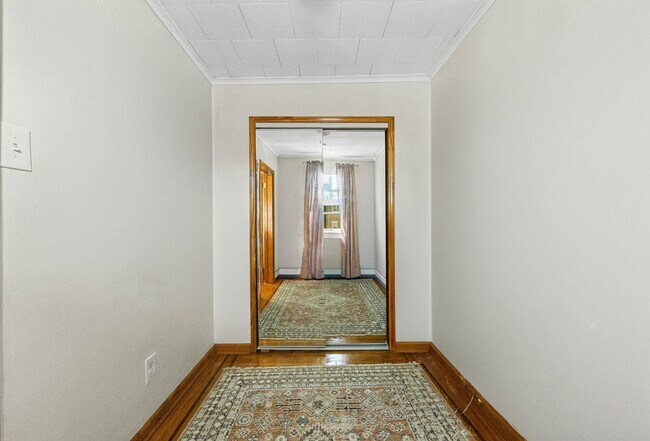 Building Photo - 339 Park Ave