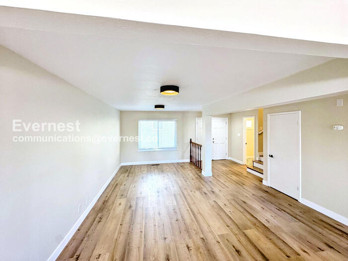 Building Photo - 3766 Callan Blvd