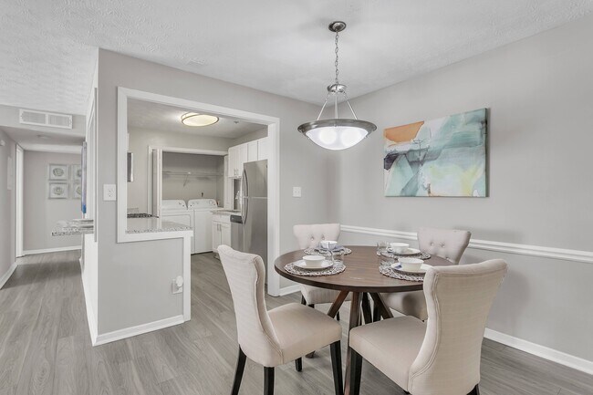 Building Photo - Summit Pointe