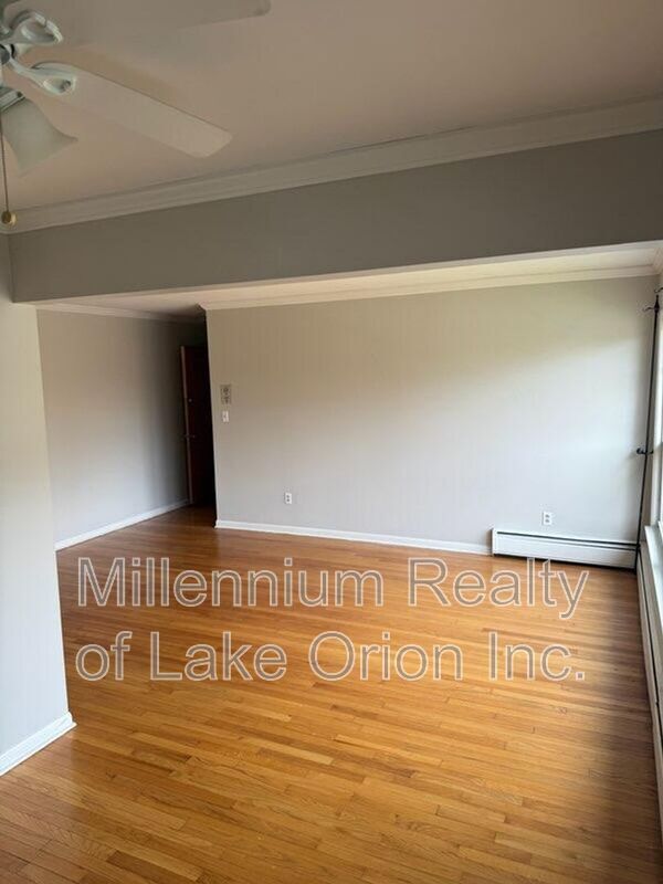 Building Photo - 2503 W 13 Mile Rd