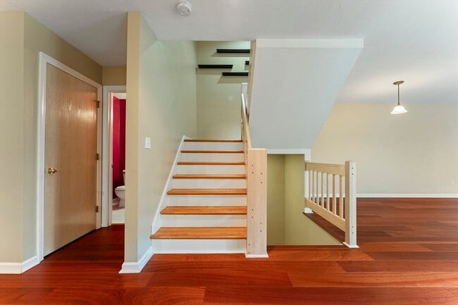 Building Photo - 22 Arrowhead Cir