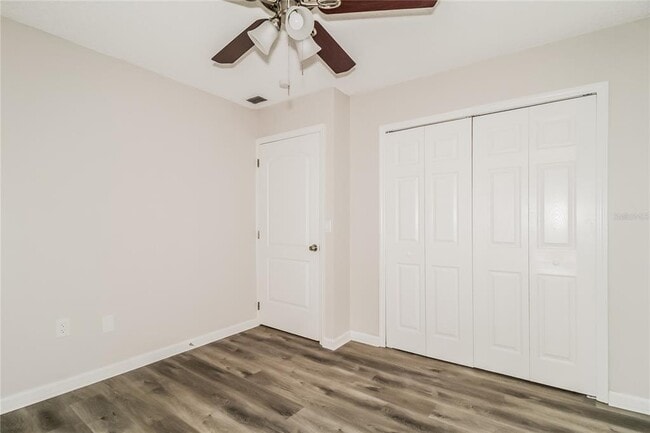 Building Photo - 5312 Sun Valley Ct