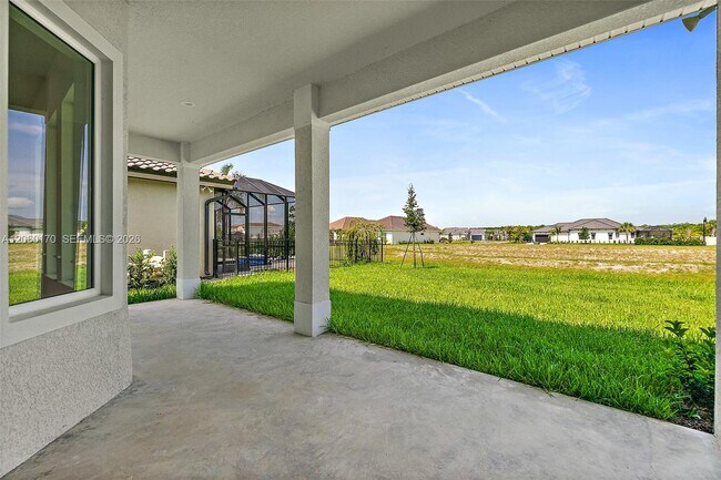 Building Photo - 3 Rio Vista Dr