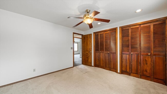 Building Photo - Spacious 4-Level Home with Panoramic Views for Lease – Hills West, South Richland – $2,800/mo