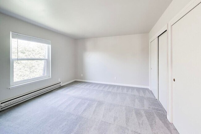 Building Photo - 1281 Ayala Dr