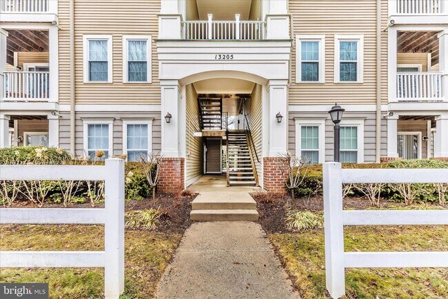 Building Photo - 13205 Cloppers Mill Dr