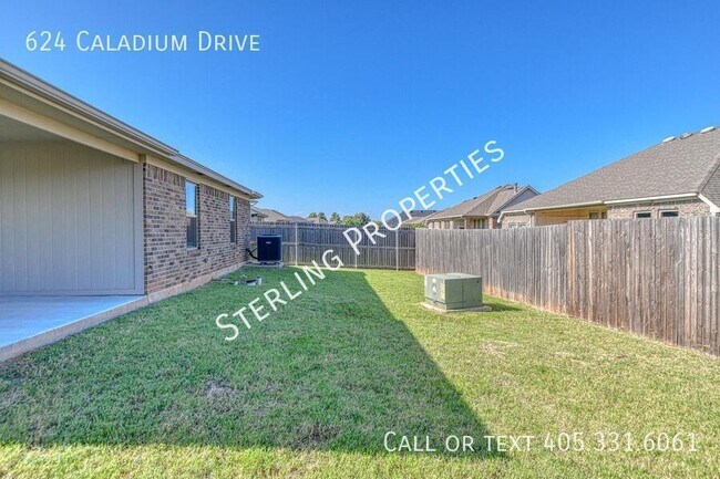 Building Photo - 624 Caladium Dr