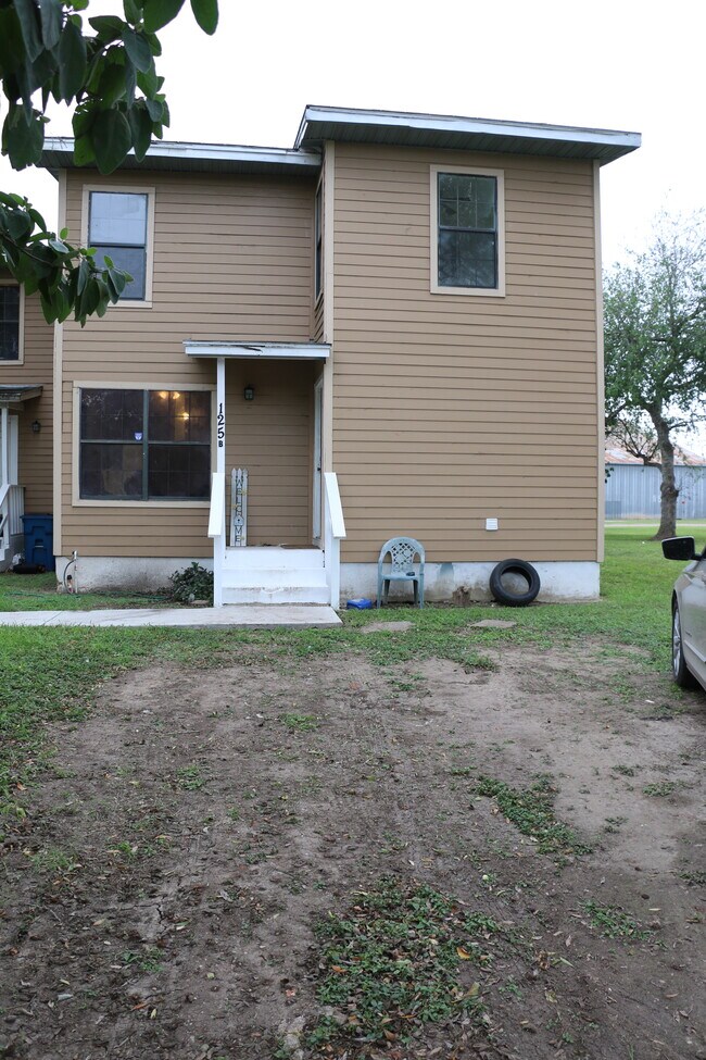 125 Palo Blanco Dr 125 Palo Blanco Dr San Benito TX 78586 Apartment