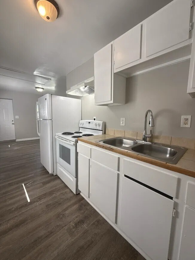 Building Photo - 990 Lawton St SW