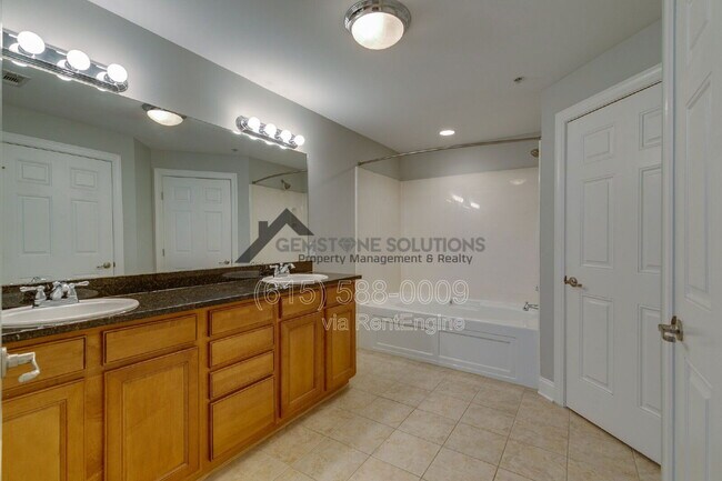 Building Photo - 3201 Aspen Grove Dr