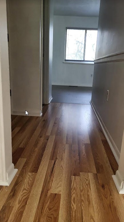 Building Photo - 2719 Narraganset Dr