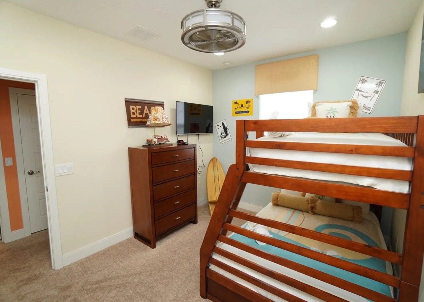 Building Photo - 510 Captiva Dr