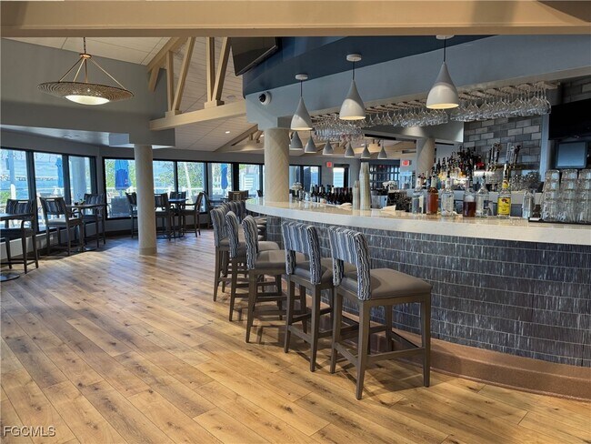 Building Photo - 4160 Steamboat Bend E