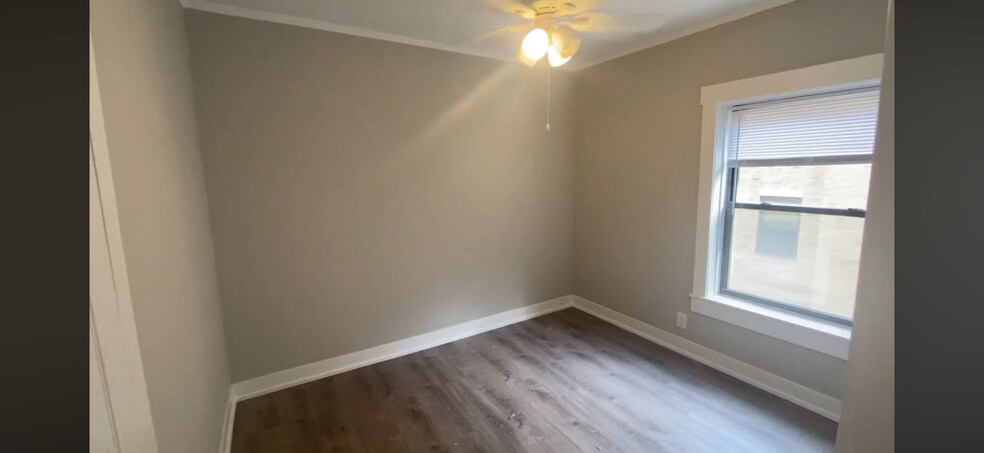 Building Photo - 6517 N Newgard Ave