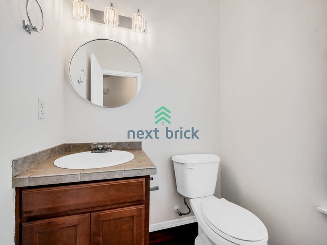 Building Photo - Charming 4 Bed 2.5 Bath for Rent!