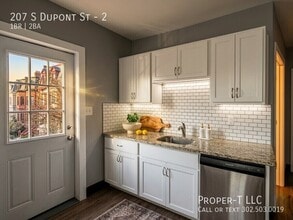 Building Photo - 207 S Dupont St