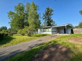 One story with Carport - 1503 Wolverine St