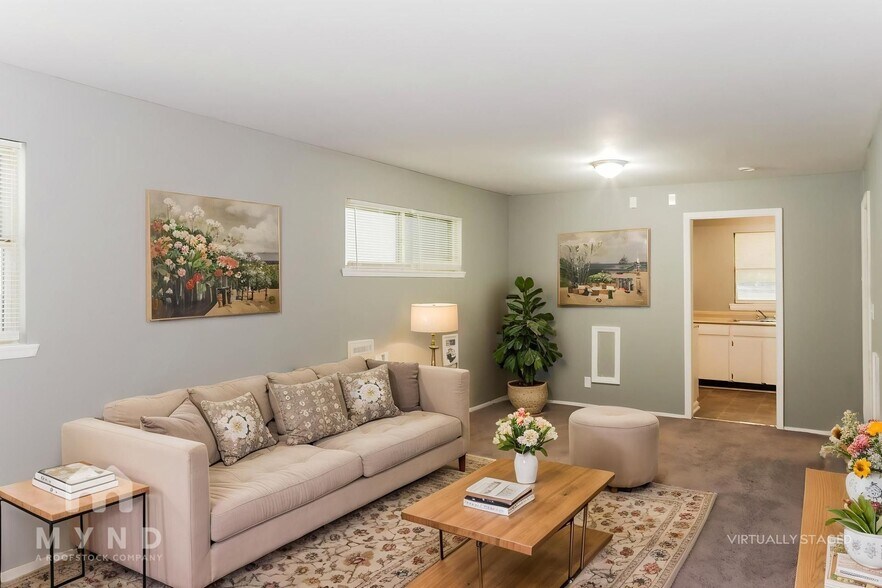 Building Photo - 3513 Rosedale Dr NW