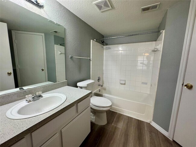 Building Photo - 2218 Grand Cayman Ct