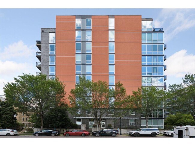Building Photo - 730 N 4th St
